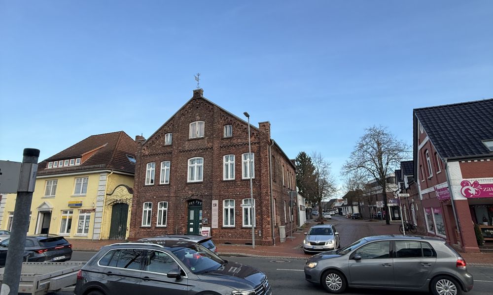 Die Querung der Bundesstraße ist ein Hindernis auf dem Fußweg vom Neuen Markt Richtung Großer Gartenstraße.