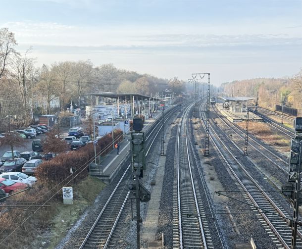 Bahnhof Rotenburg aus Perspektive der Bahnbrücke