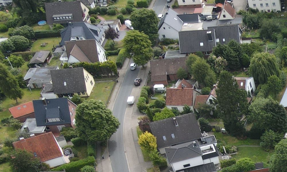 Vogelperspektive auf Wohnhäuser im Wohngebiet Auf dem Loh